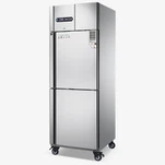 Kaksiovinen jääkaappi